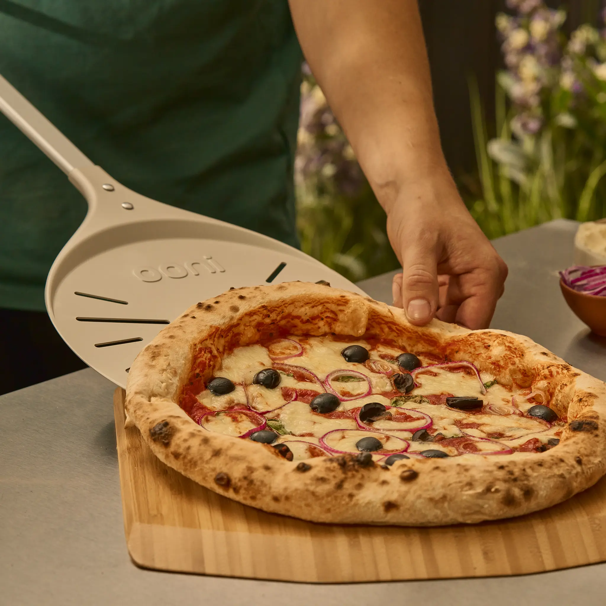 Ooni Pizza Turning Peel - Image 4